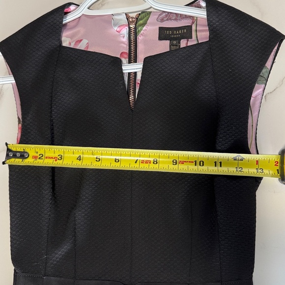 NWOT Ted Baker by London Nadaed Dress 
Size 0 - Picture 8 of 9